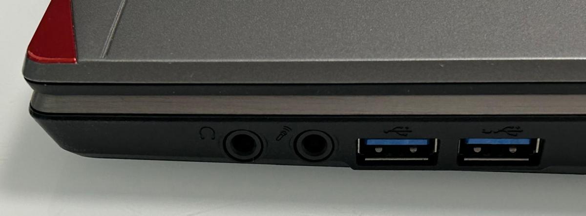 Fujitsu Lifebook E756